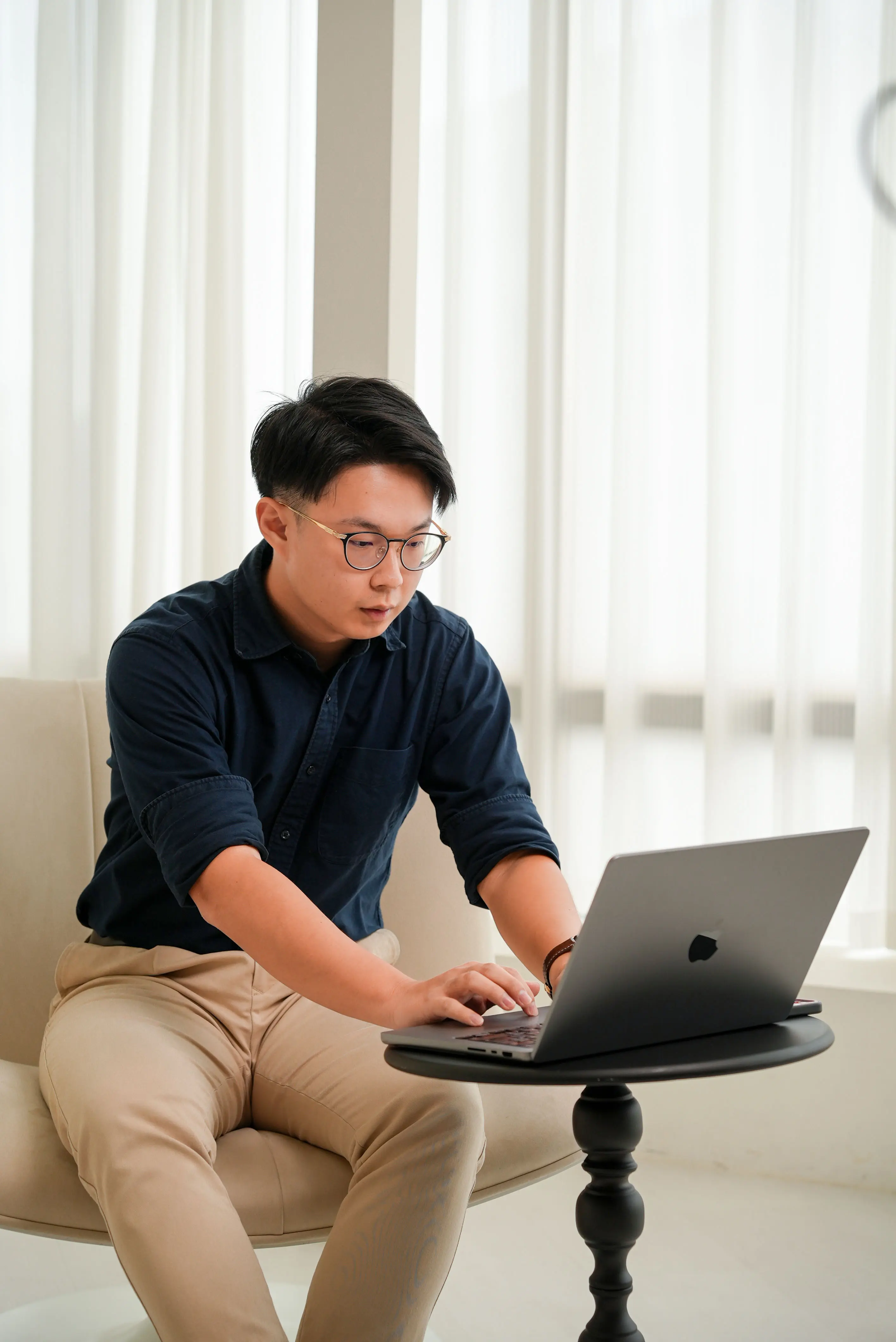 王慧龍辦公照片